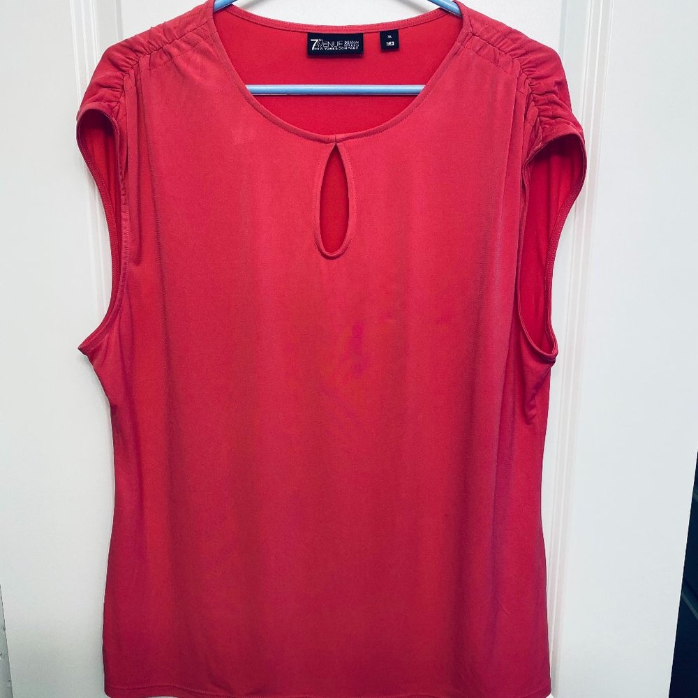 New York & CO. Pink Top